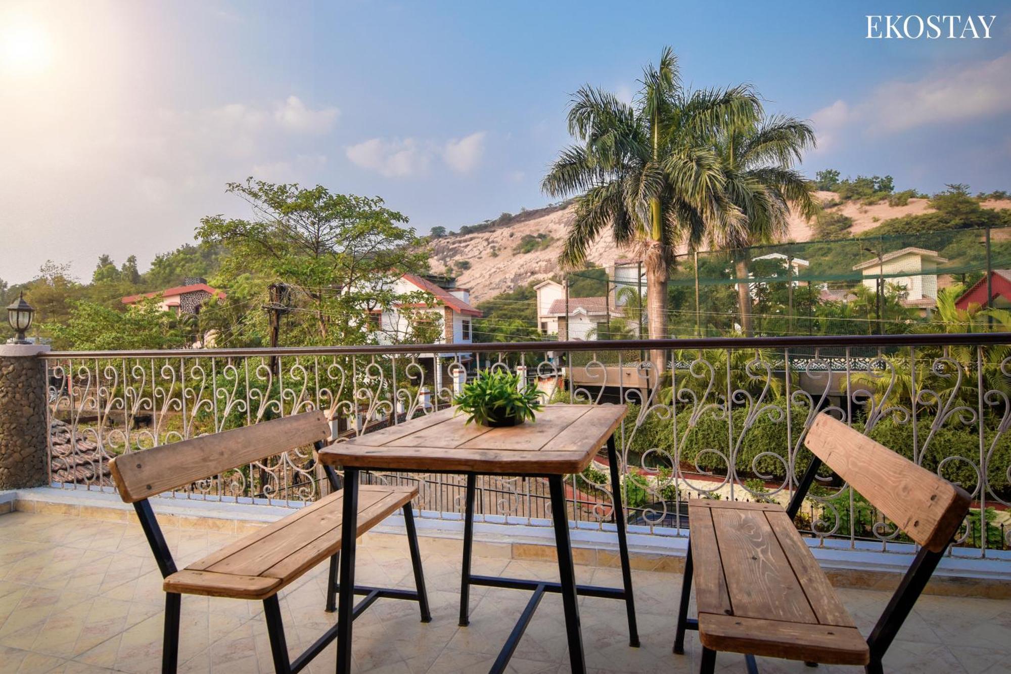 Eko Stay- Paramount Villa Lonavala Exterior photo